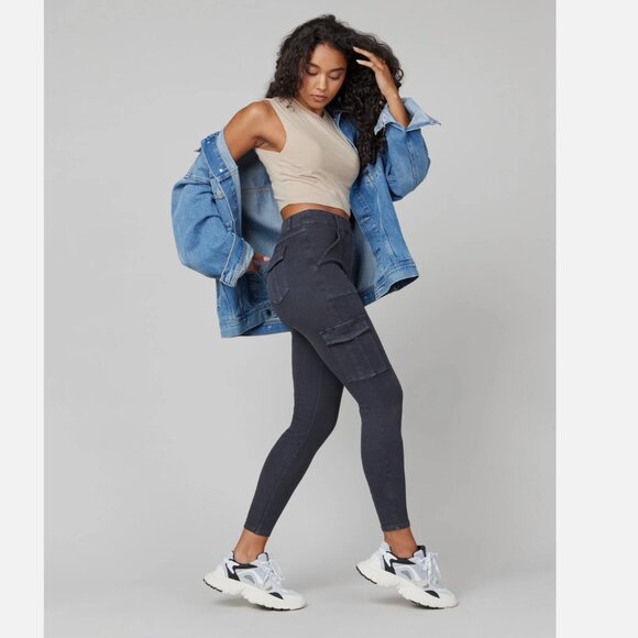 Spanx Womens Stretch Twill Ankle Cargo Pants Washed Black Size XL - Picture 12 of 12